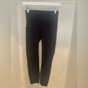 Black Lululemon leggings 22”